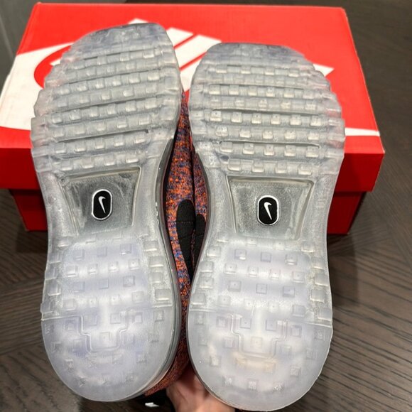 Men’s Nike Flyknit Max - Picture 3 of 6